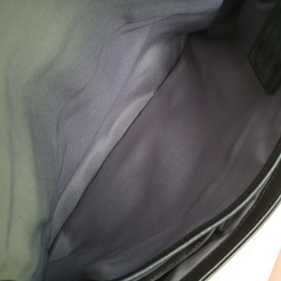 Coach Shoulder Bag - Picture 7 of 7